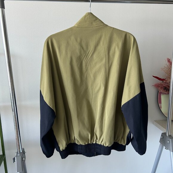 Kuma Yes Colorblock Olive Green, Ivory, And Navy Lightweight Jacket - Picture 3 of 4